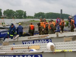 Gemeinsame Bootsausbildung mit dem Technischen Hilfswerk